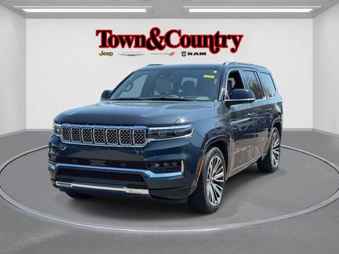 Certified 2025 Jeep Grand Wagoneer 4WD image 4