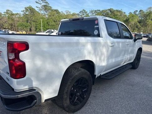 Used 2023 Chevrolet Silverado 1500 LT image 3