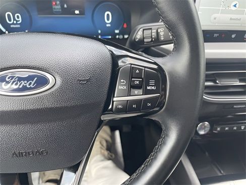 Used 2023 Ford Escape Platinum image 22