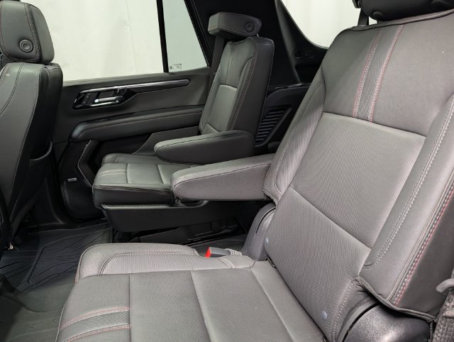 Used 2025 Chevrolet Tahoe RST w/ Advanced Technology Package AWD/4WD image 13