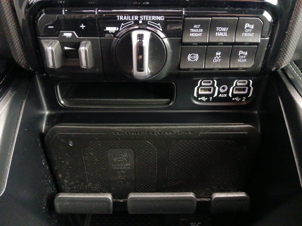 Used 2024 RAM 2500 Limited AWD/4WD image 10