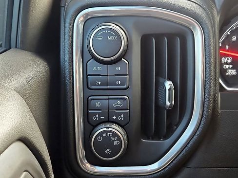 Used 2021 Chevrolet Silverado 1500 RST image 23