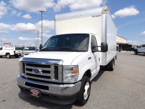 Used 2023 Ford E-450 and Econoline 450 Super Duty w/ Power Windows & Locks Group RWD image 48