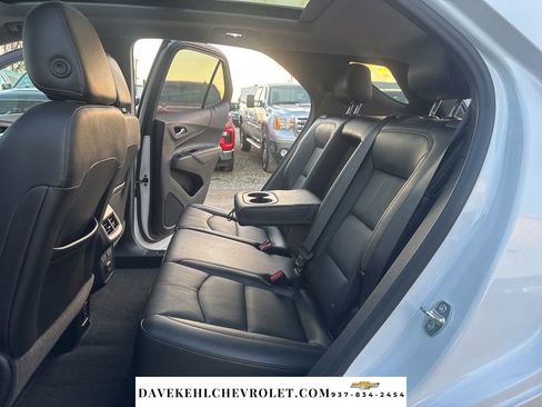 Used 2023 Chevrolet Equinox Premier image 35