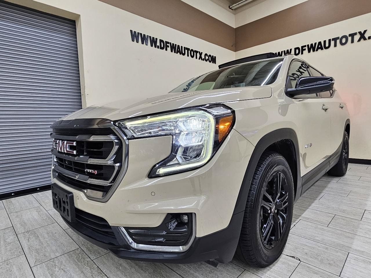 Used 2022 GMC Terrain AT4 w/ Tech Package AWD/4WD image 2