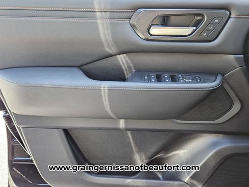 New 2025 Nissan Armada PRO-4X w/ Pro-4X Premium Package image 15