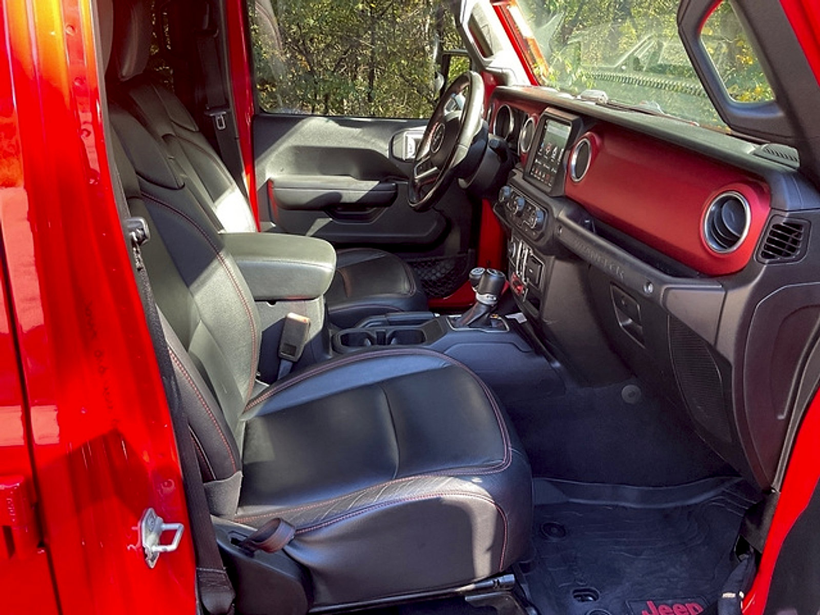 Used 2020 Jeep Wrangler Unlimited Rubicon AWD/4WD image 17