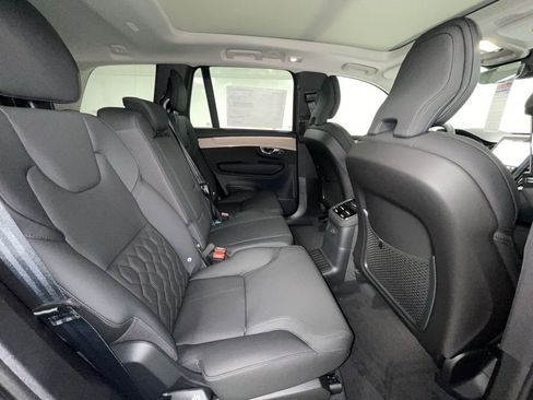 New 2025 Volvo XC90 T8 Core w/ Climate Package AWD/4WD image 6