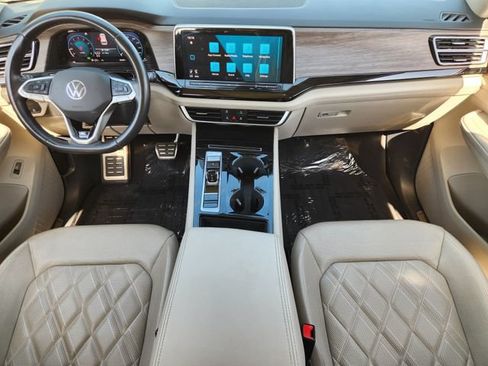 Used 2024 Volkswagen Atlas SEL Premium R-Line AWD/4WD image 20