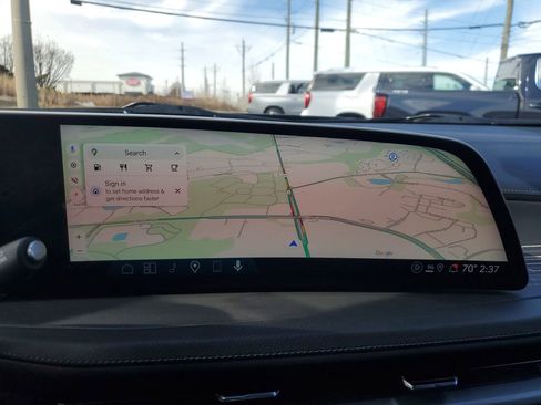 Used 2025 Cadillac XT4 Premium Luxury image 24