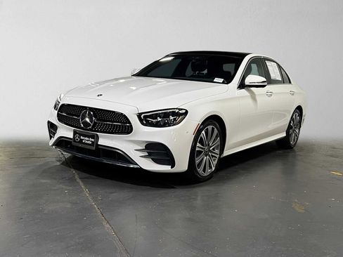 Used 2023 Mercedes-Benz E 350 4MATIC Sedan image 7