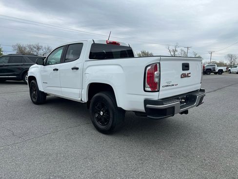 Used 2020 GMC Canyon 2WD Crew Cab w/ Convenience Package image 4