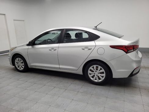 Used 2019 Hyundai Accent SE FWD image 3