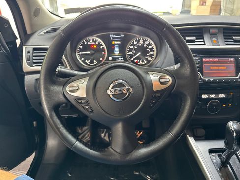 Used 2018 Nissan Sentra SV FWD image 17