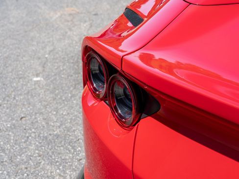 Used 2022 Ferrari 812 GTS RWD image 18