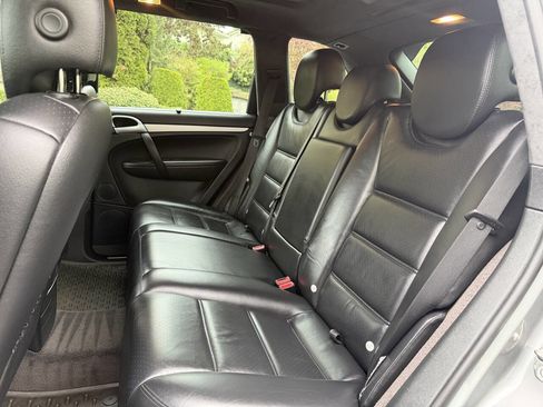 Used 2008 Porsche Cayenne Turbo image 23