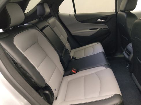 Used 2021 Chevrolet Equinox Premier image 19