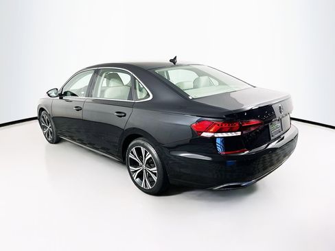 Used 2020 Volkswagen Passat 2.0T SEL image 5