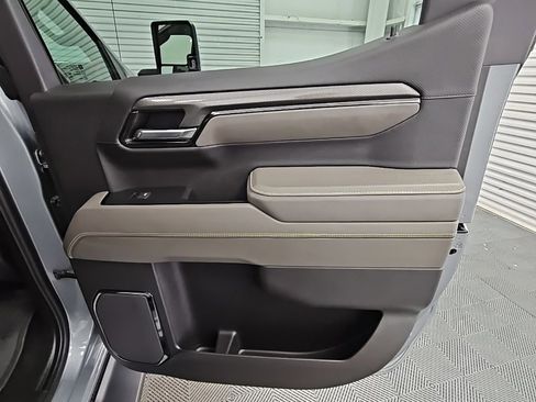 Certified 2024 Chevrolet Silverado 1500 ZR2 w/ ZR2 Bison Edition image 39