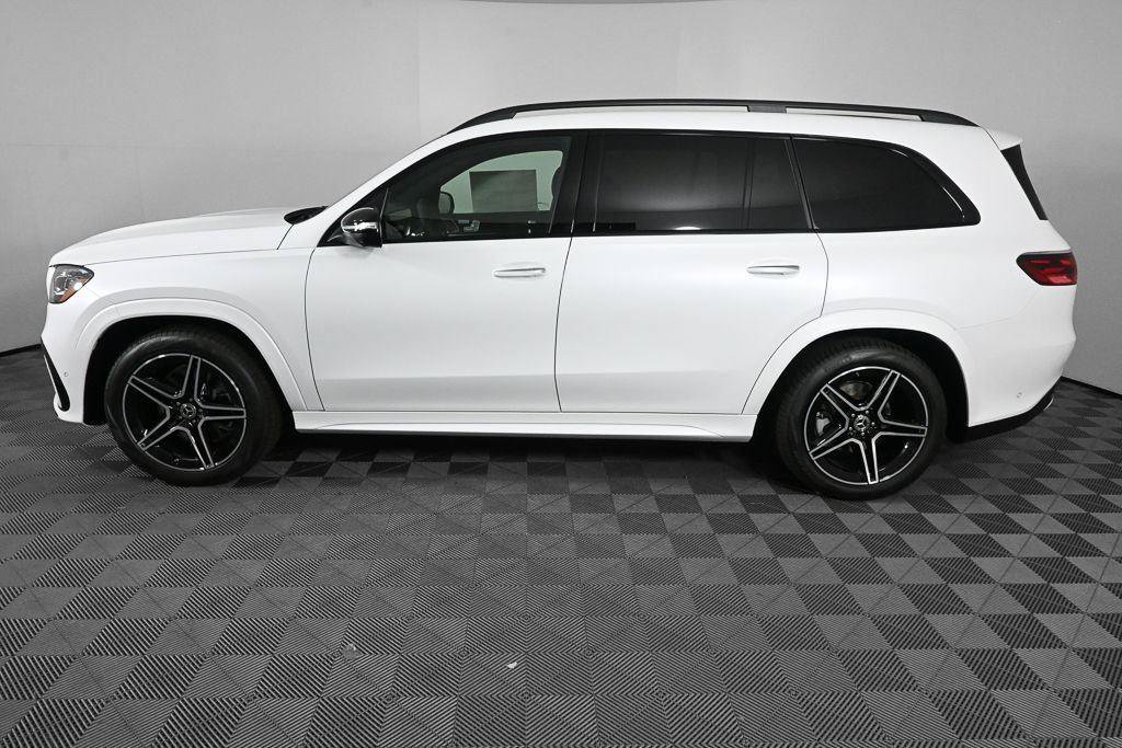New 2026 Mercedes-Benz GLS 450 4MATIC image 3