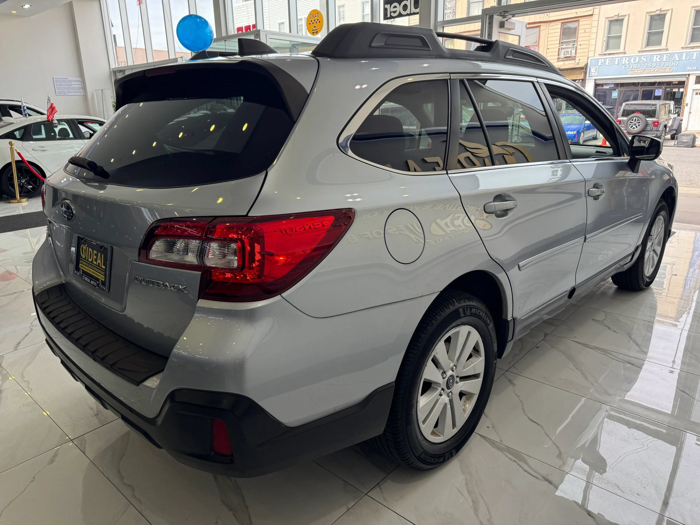 Used 2019 Subaru Outback 2.5i Premium AWD/4WD image 7