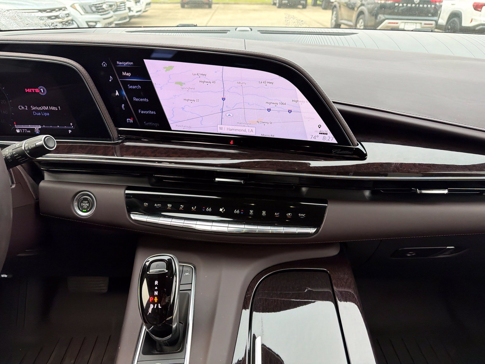Used 2022 Cadillac Escalade ESV Sport Platinum w/ LPO, ONYX Package AWD/4WD image 10