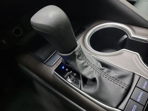 Used 2023 Toyota Camry LE image 26