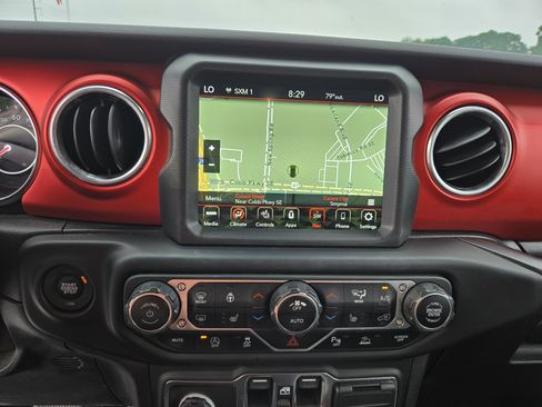 Used 2021 Jeep Wrangler Unlimited Rubicon AWD/4WD image 19