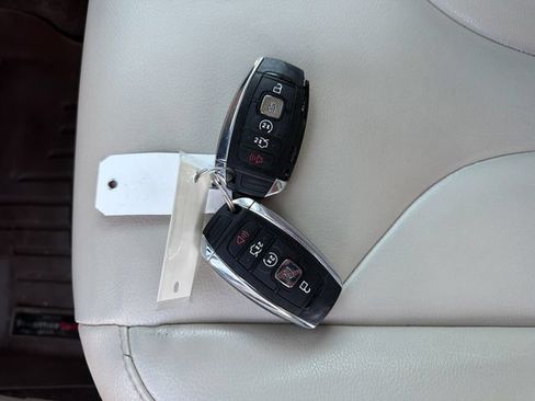 Used 2018 Lincoln MKC Premiere FWD image 31