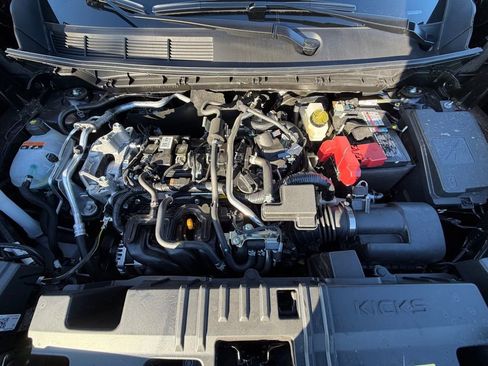 New 2026 Nissan Kicks SR image 31