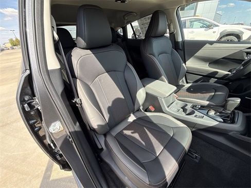 New 2025 Subaru Crosstrek 2.5i Limited w/ Crosstrek Mirror Package image 25