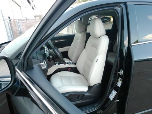 Used 2022 MAZDA CX-5 AWD 2.5 S w/ Premium Package image 14