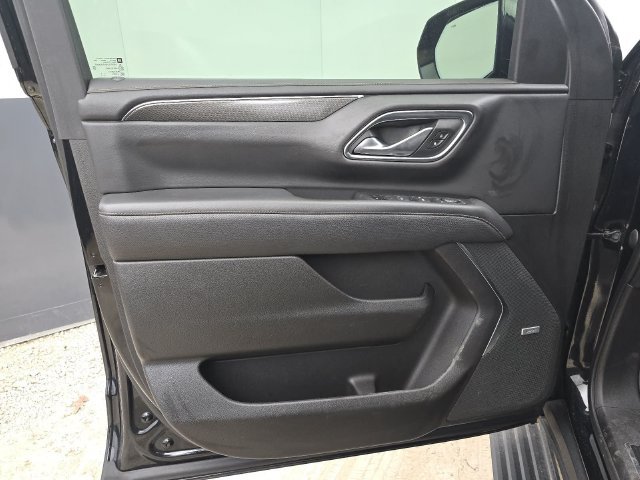 Used 2021 GMC Yukon XL AT4 w/ AT4 Premium Plus Package AWD/4WD image 21