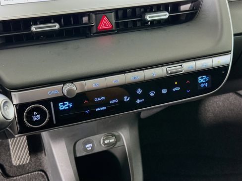 Used 2024 Hyundai Ioniq 5 SE image 24