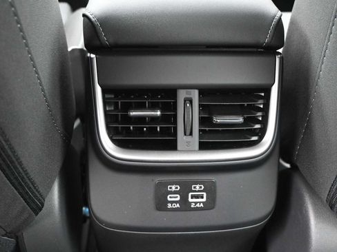 Used 2025 Subaru Legacy Premium w/ Popular Package #1 AWD/4WD image 19