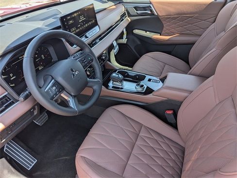New 2025 Mitsubishi Outlander SEL image 10