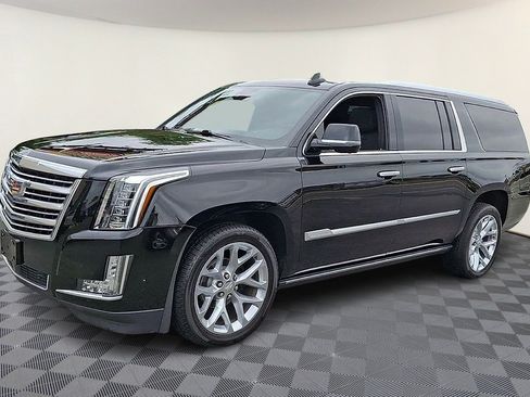 Used 2020 Cadillac Escalade ESV Platinum AWD/4WD image 4