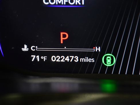 Certified 2024 Acura MDX SH-AWD w/ Technology Package image 17