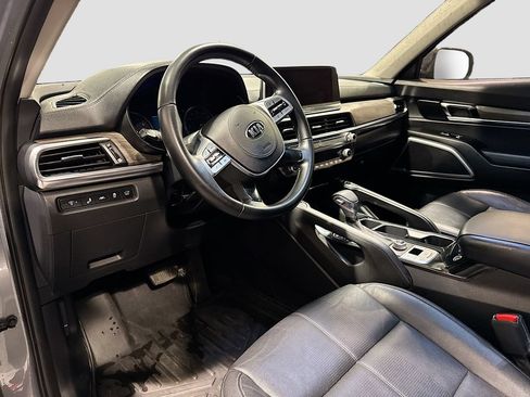 Used 2021 Kia Telluride EX w/ EX Premium Package FWD image 6