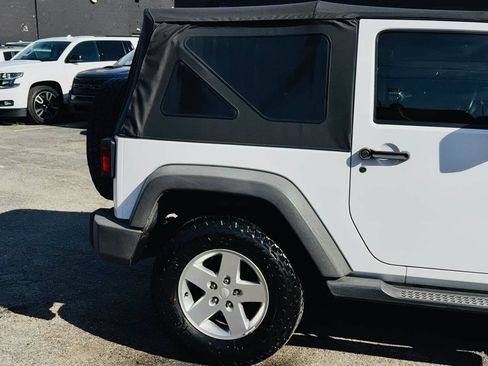 Used 2014 Jeep Wrangler Sport w/ Quick Order Package 24S AWD/4WD image 4