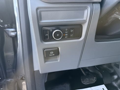 Certified 2023 Ford F150 XL w/ XL Chrome Appearance Package image 19