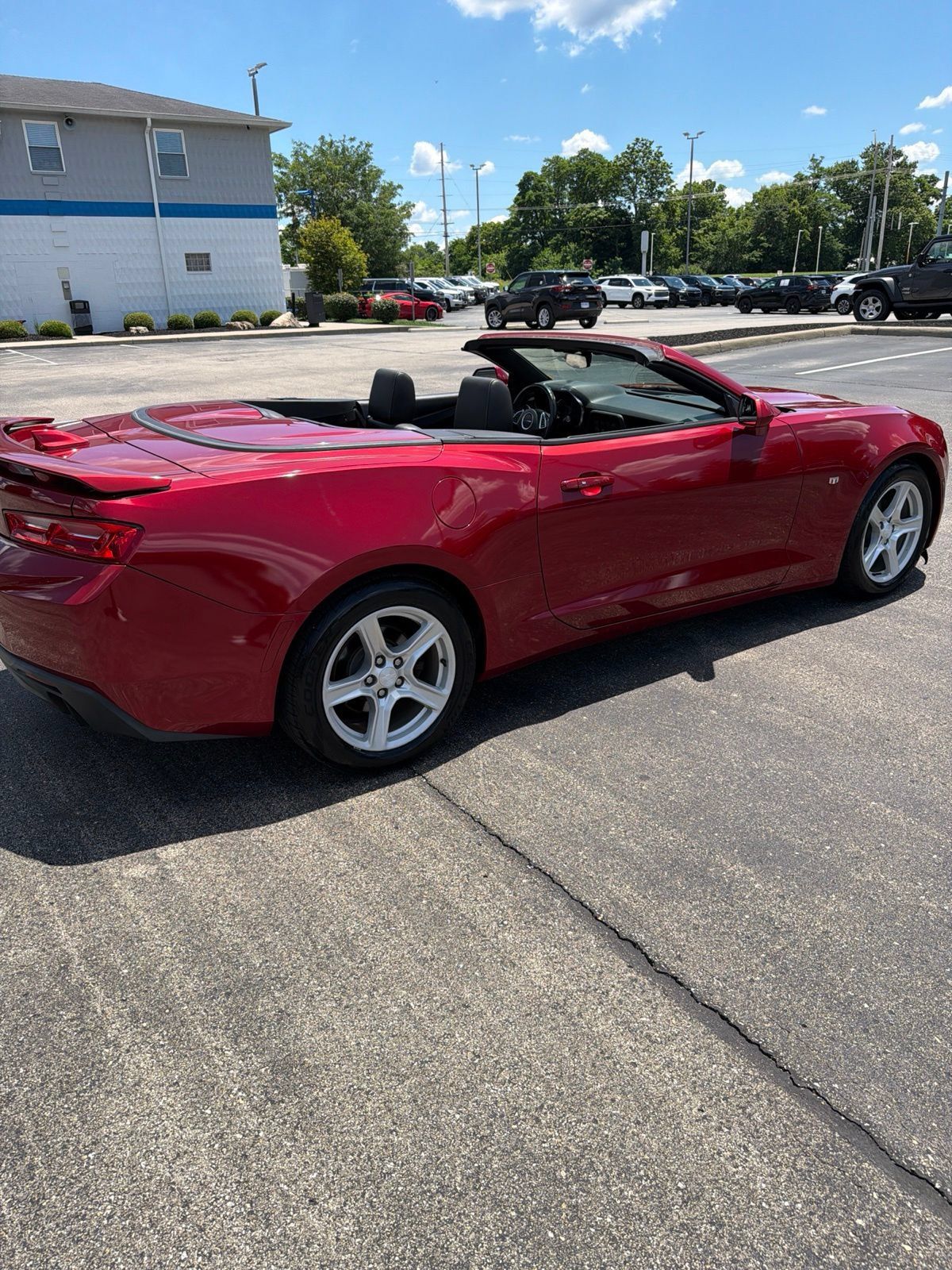 Used 2016 Chevrolet Camaro LT RWD image 11