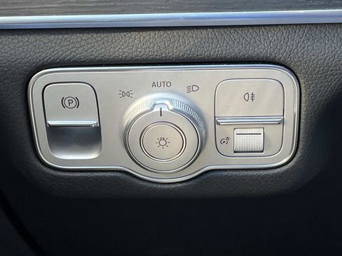 Certified 2025 Mercedes-Benz GLE 350 4MATIC image 25