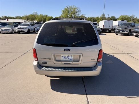 Used 2005 Ford Freestar SEL FWD image 7