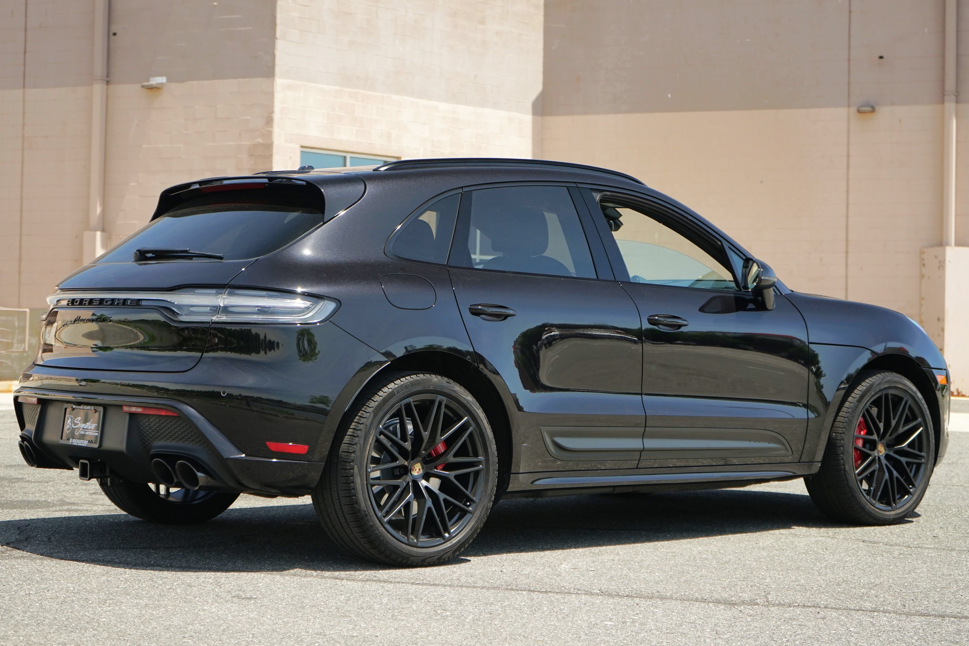 Used 2023 Porsche Macan GTS w/ Premium Package Plus AWD/4WD image 4