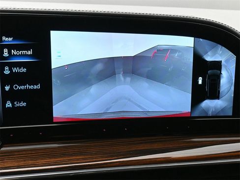 Used 2023 Cadillac Escalade Luxury image 41