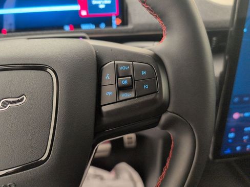 Used 2025 Ford Mustang Mach-E Premium w/ Sport Appearance Package image 38