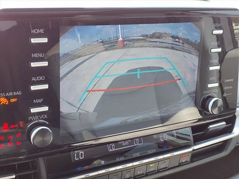 Certified 2021 Toyota Sienna XLE image 11