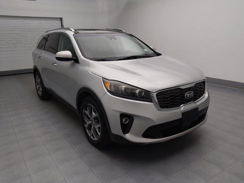 Used 2019 Kia Sorento EX image 13