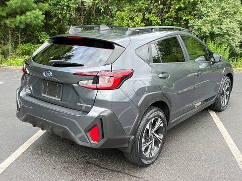 Used 2024 Subaru Crosstrek 2.0i Premium AWD/4WD image 5